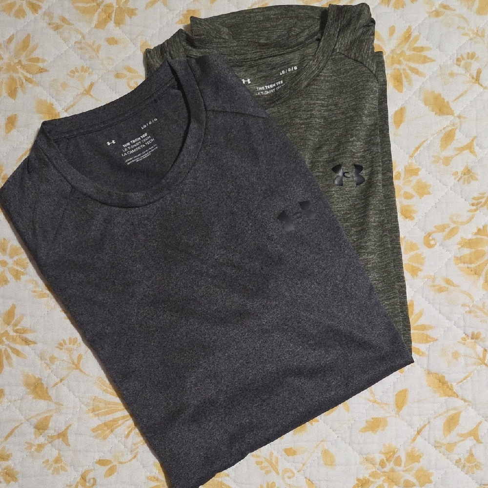 Under Armour Men's Short Sleeve Tees - Charcoal and Olive Lg
